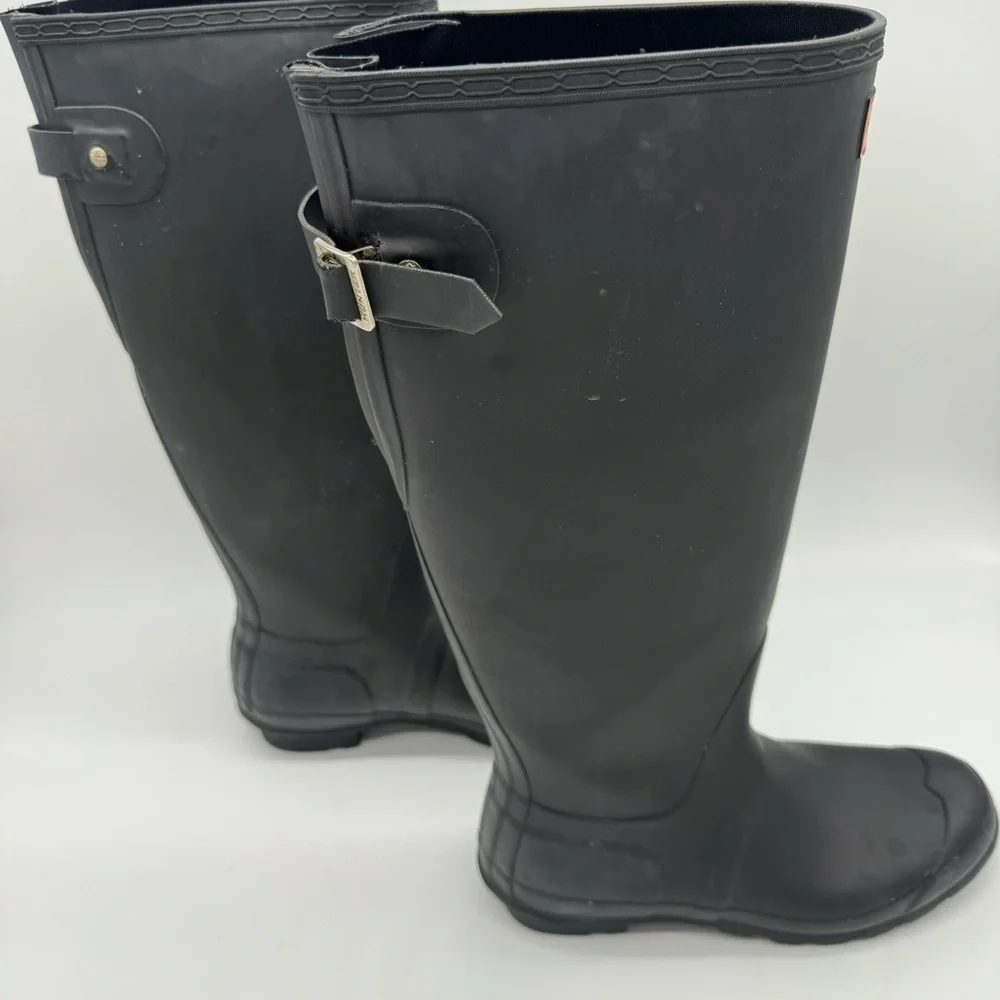 Hunter Women's Classic Black Rain Boots